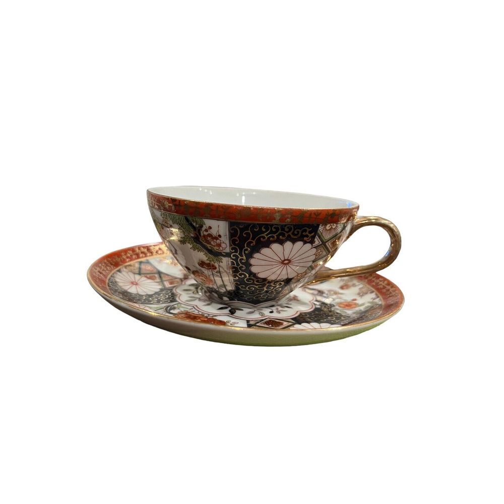 Imari Japanese Rustic Chrysanthemum Gold Accents Tea cup and Saucer